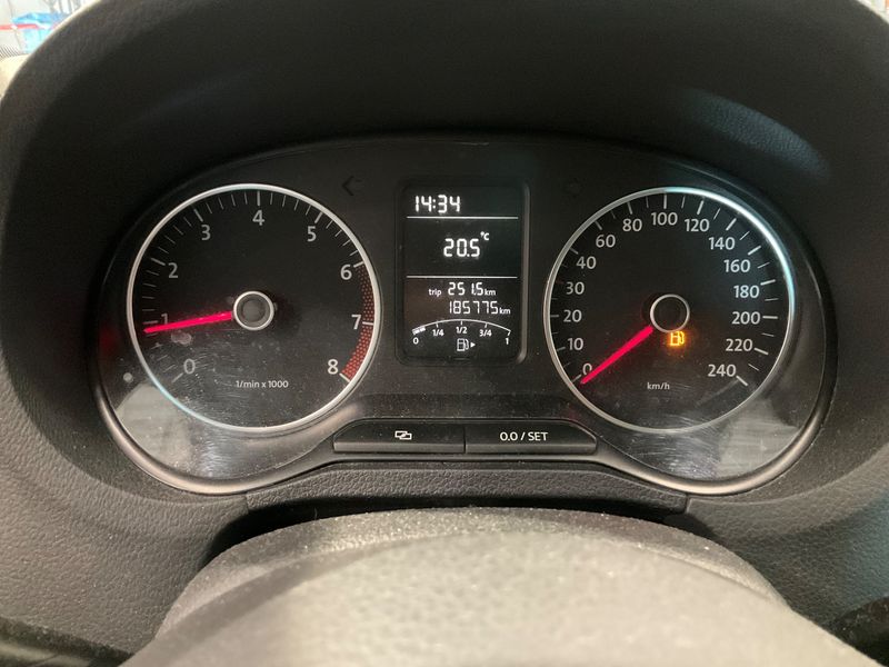 Volkswagen Polo 1.2 Team 2010 – снимка 4