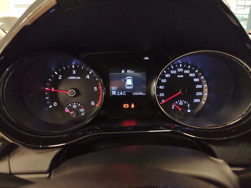 Kia cee'd 1.6 CRDi Mild-Hybrid Tech — zdjęcie 12