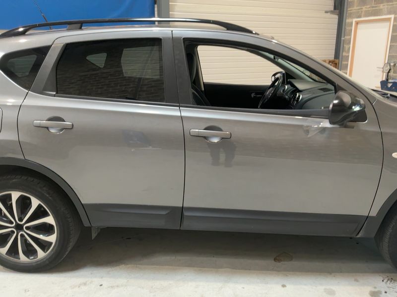 Nissan Qashqai 1.5 Turbodiesel 360 — zdjęcie 7