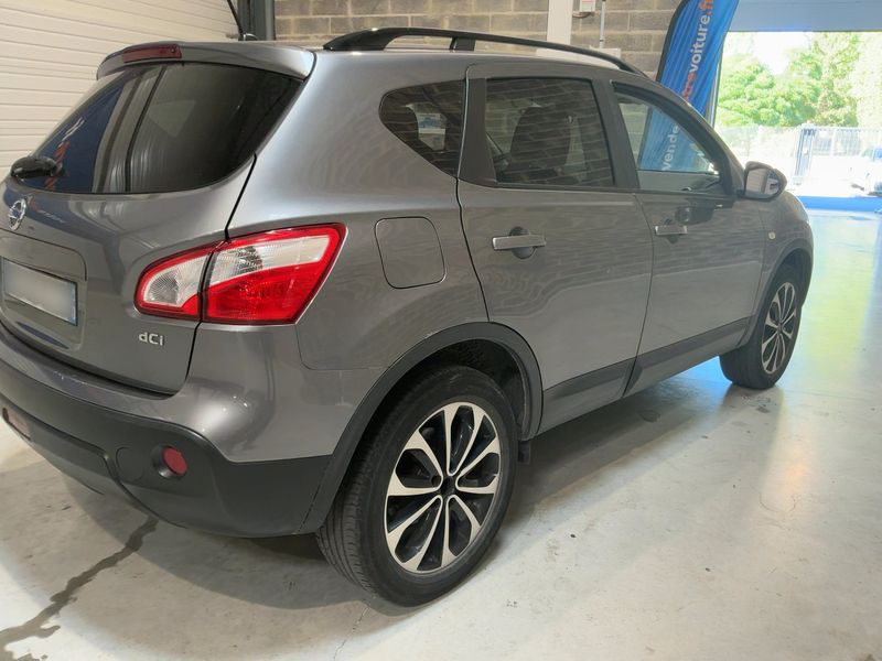 Nissan Qashqai 1.5 Turbodiesel 360 — zdjęcie 6