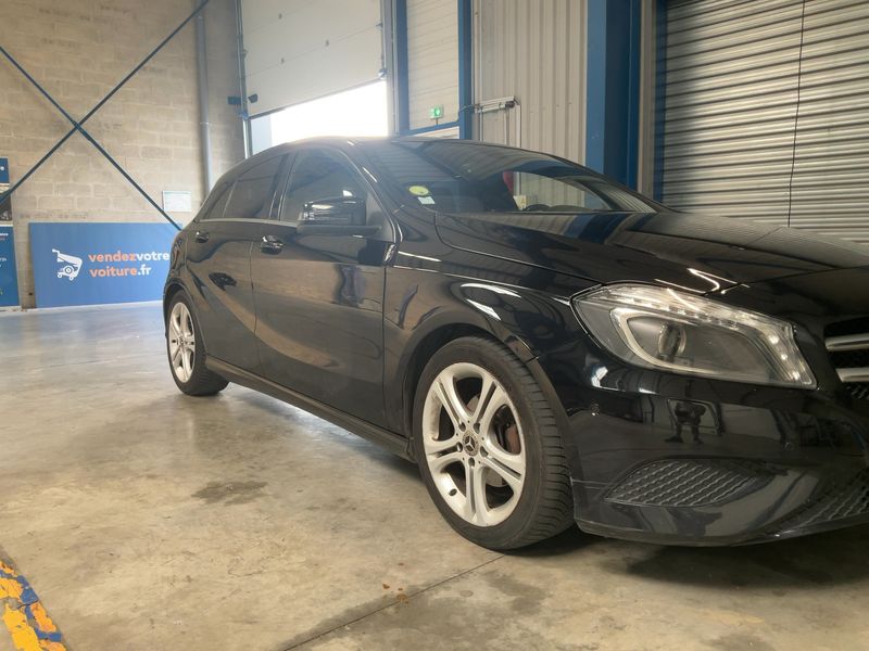 Mercedes-Benz A-Klasse A 180 CDI BlueEfficiency Urban — zdjęcie 8