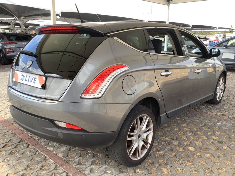 Lancia Delta 1.6 Diesel Argento — zdjęcie 2
