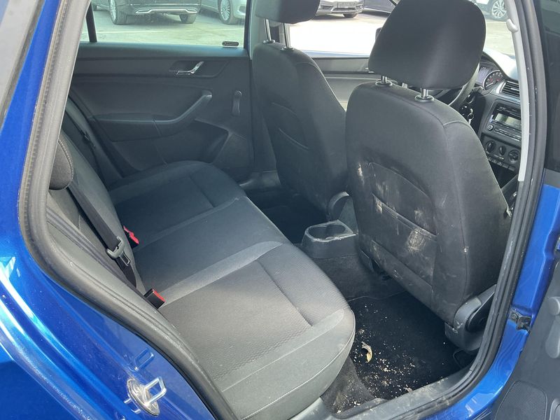 Skoda Rapid Spaceback 1.2 TSI Ambition 2014 – снимка 19
