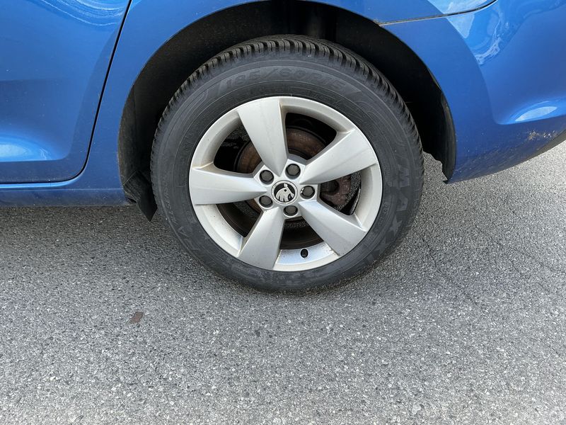 Skoda Rapid Spaceback 1.2 TSI Ambition 2014 – снимка 5