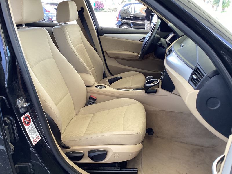 BMW X1 xDrive 18d 2010 – снимка 16
