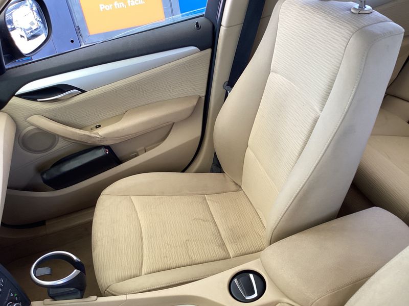 BMW X1 xDrive 18d 2010 – снимка 29