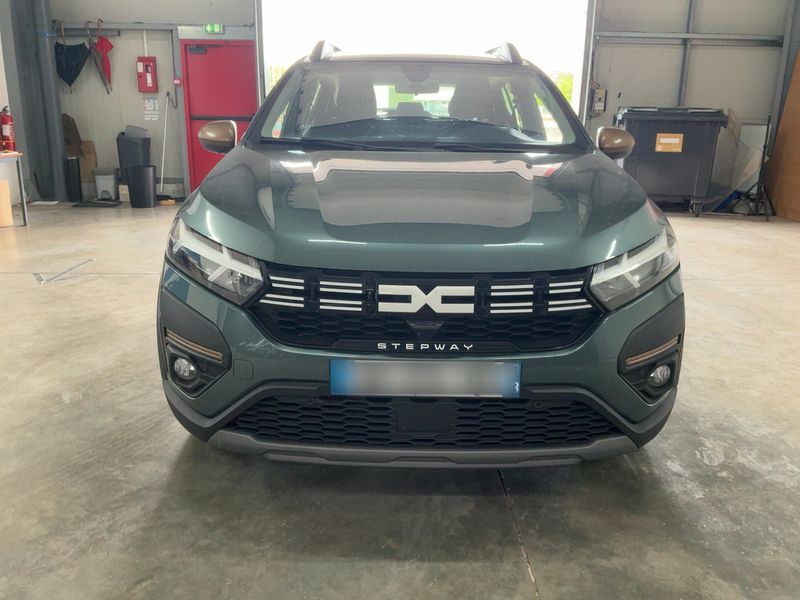 Dacia Sandero 1.0 TCe LPG Stepway Extreme+ — zdjęcie 9