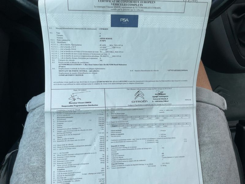 Citroen Jumpy 2.0 Blue-HDi Club XL — zdjęcie 16