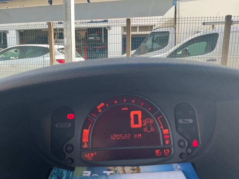 Renault Modus 1.5 dCi Dynamique — zdjęcie 4