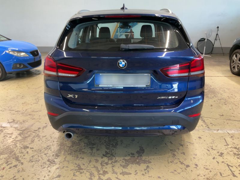 BMW X1 xDrive 25e Advantage — zdjęcie 5