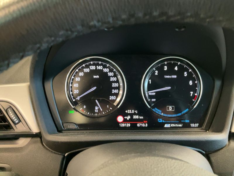 BMW X1 xDrive 25e Advantage — zdjęcie 13