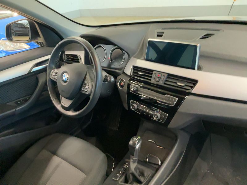 BMW X1 xDrive 25e Advantage — zdjęcie 12
