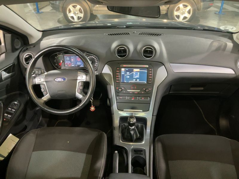 Ford Mondeo 2.0 TDCi Limited Edition — zdjęcie 12