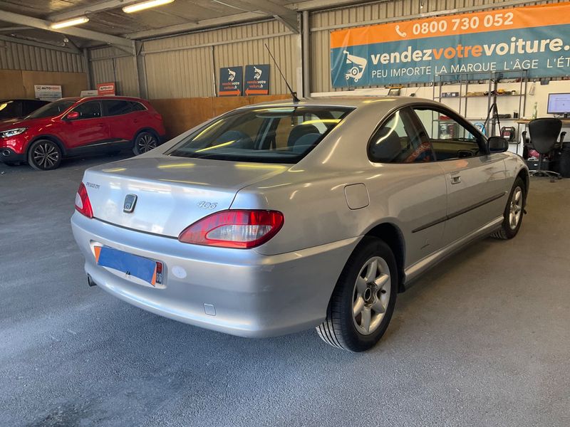 Peugeot 406 2.0 — zdjęcie 2