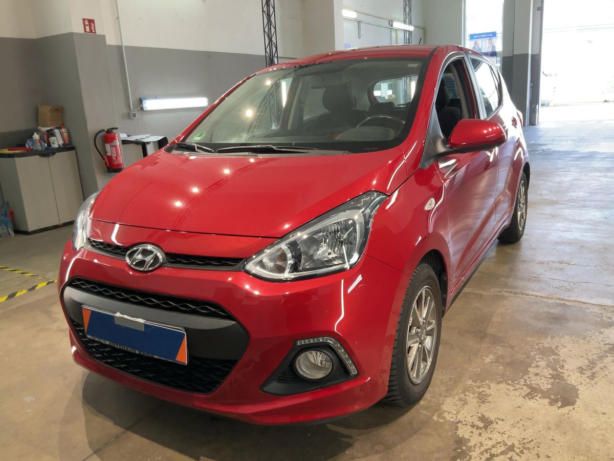 Hyundai i10 1.0 FIFA World Cup Edition
