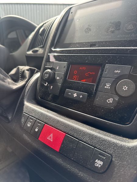 Citroen Jumper 2.2 Blue-HDi 35 L4H2 Control Heavy Start&Stop — zdjęcie 15