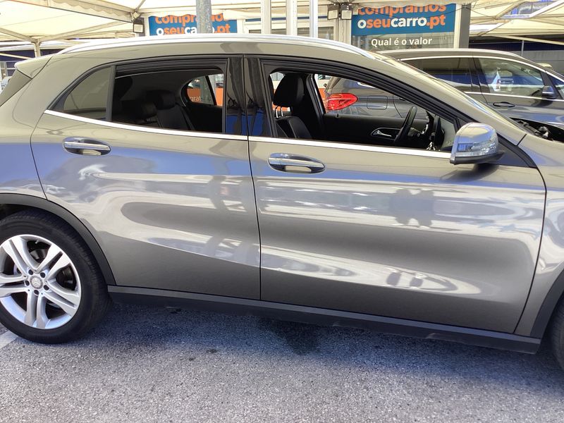 Mercedes-Benz GLA-Klasse GLA 180 d Urban — zdjęcie 7