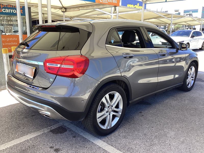 Mercedes-Benz GLA-Klasse GLA 180 d Urban — zdjęcie 6