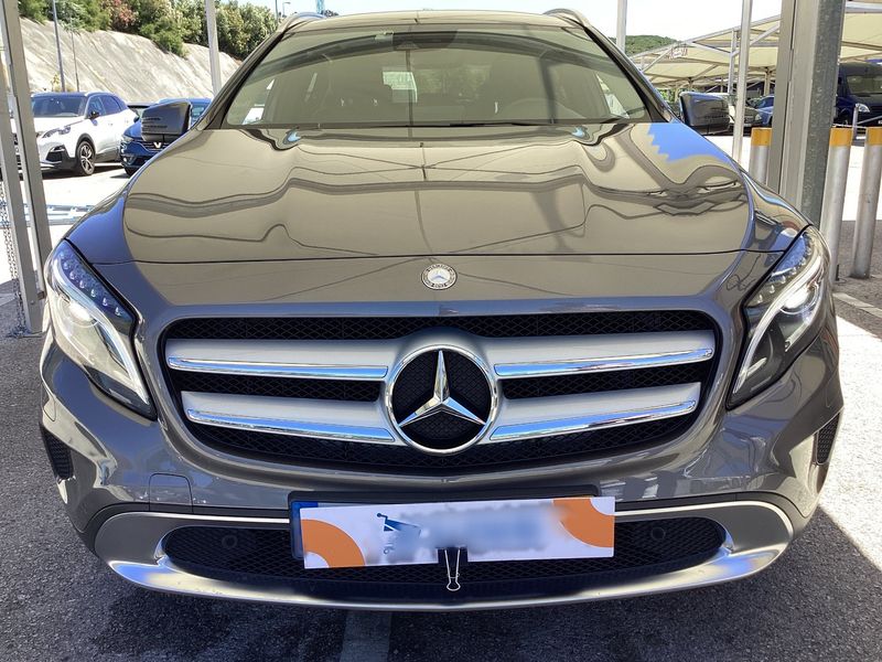 Mercedes-Benz GLA-Klasse GLA 180 d Urban — zdjęcie 9