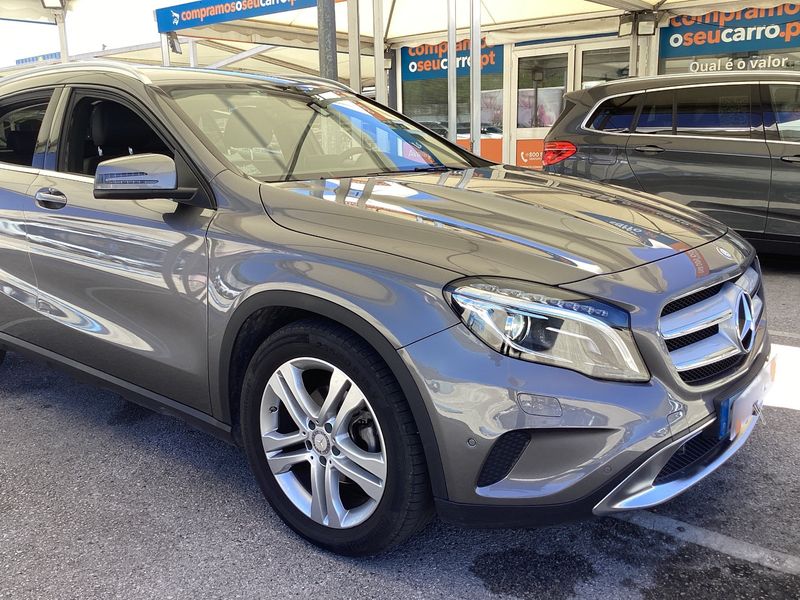 Mercedes-Benz GLA-Klasse GLA 180 d Urban — zdjęcie 8