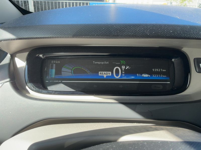 Renault Zoe electric drive 43 kW Intens — zdjęcie 13