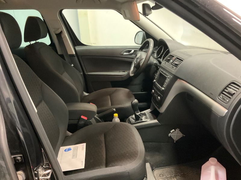 Skoda Yeti 1.4 TSI Experience — zdjęcie 3