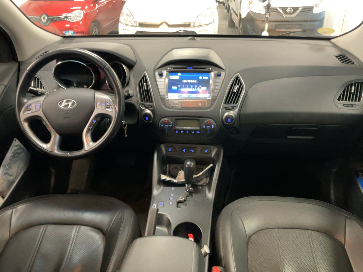 Hyundai ix35 2016 — photo 19