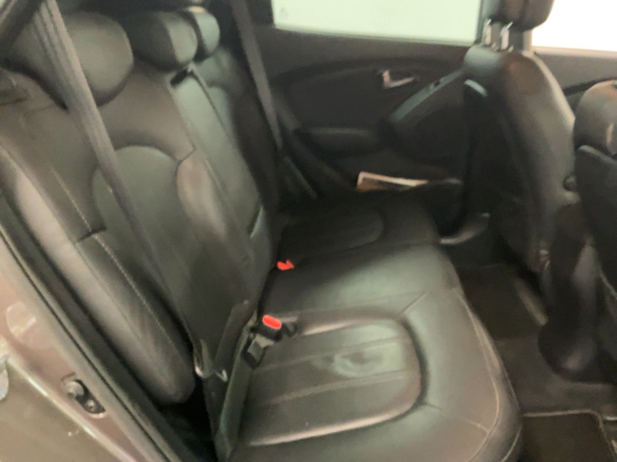 Hyundai ix35 2016 — photo 21