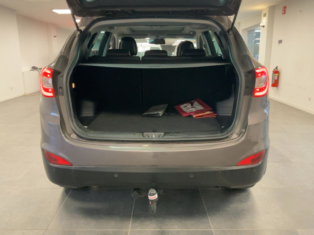 Hyundai ix35 2016 — photo 17