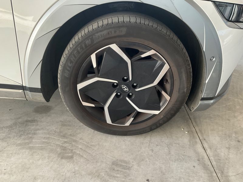 Hyundai IONIQ 5 electric drive 239 kW Evolution 4WD 2023 – снимка 11
