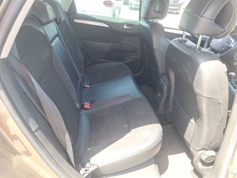 Citroen C4 1.6 HDi Exclusive — zdjęcie 13
