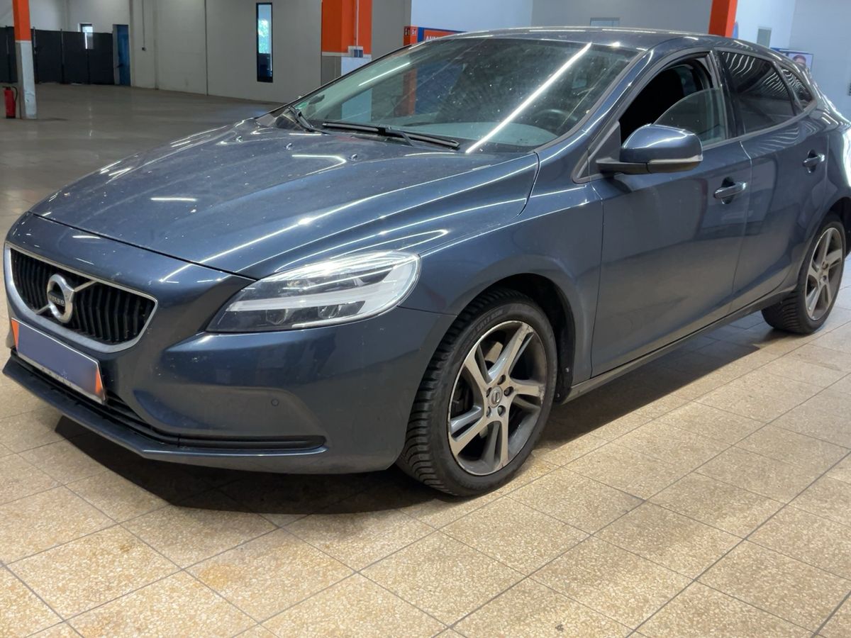 Volvo V40 2016