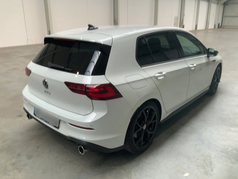 Volkswagen Golf VIII 2.0 TSI GTI — zdjęcie 6