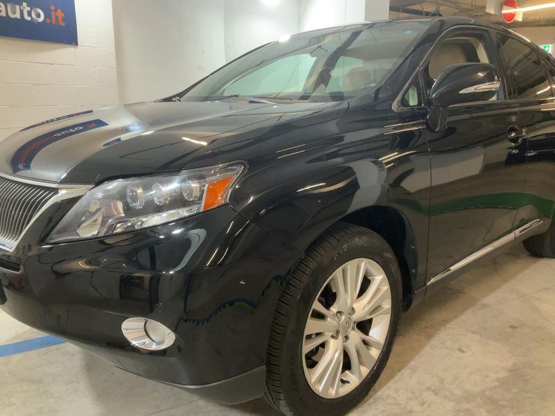 Lexus RX-Serie RX 450h Ambassador Executive — zdjęcie 2