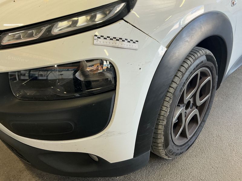 Citroen C4 Cactus 1.6 Blue-HDi Feel Business Société 2017 – снимка 48