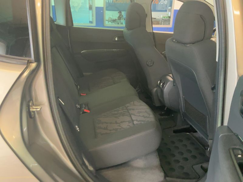 Peugeot 3008 2.0 HDi Hybrid4 2012 – снимка 19