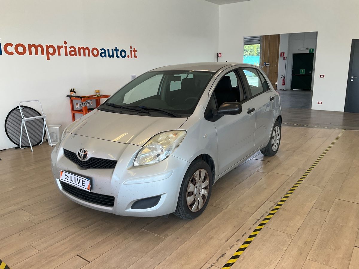 Toyota Yaris 2010