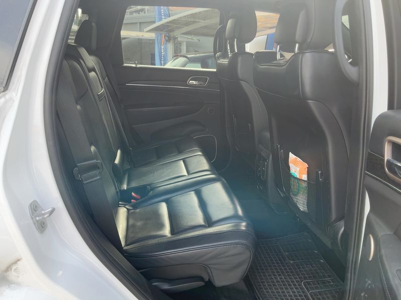 Jeep Grand Cherokee 3.0 CRD Summit — zdjęcie 14