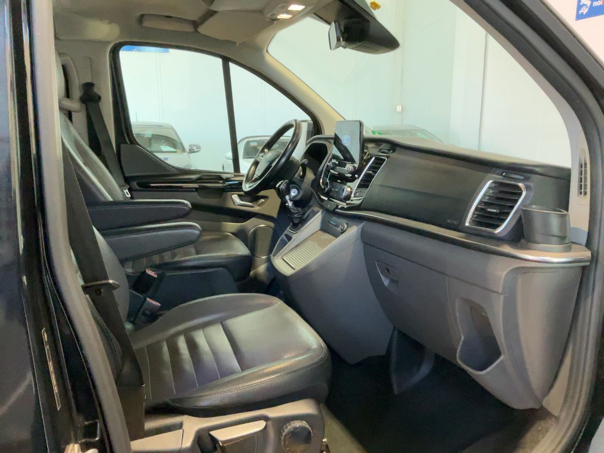 Ford Tourneo 2020 — photo 17