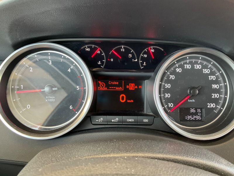 Peugeot 508 1.6 HDi Active — zdjęcie 13