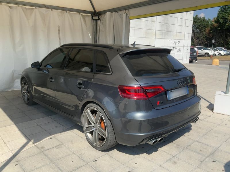 Audi S3 Sportback 2.0 TFSI quattro — zdjęcie 3