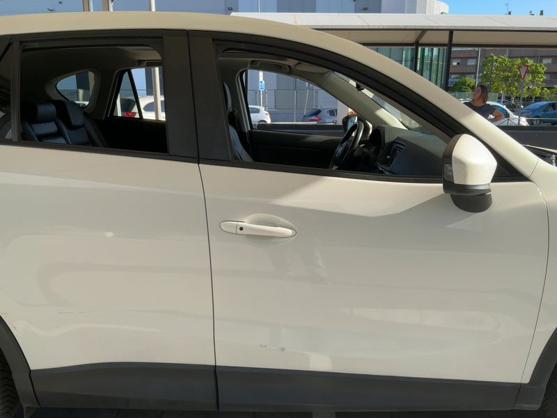 Mazda CX-5 2.2 Turbodiesel Luxury 4WD — zdjęcie 7
