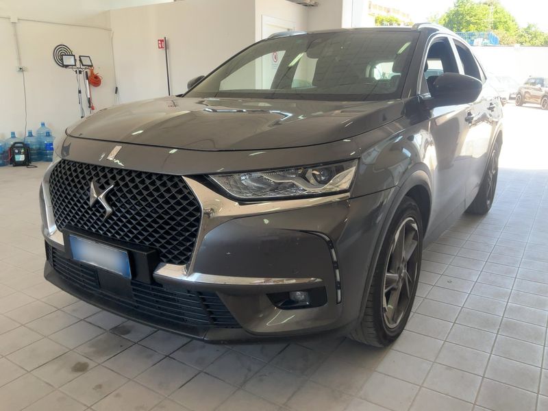 DS Automobiles DS7 Crossback 2.0 Blue-HDi GrandChic — zdjęcie 2