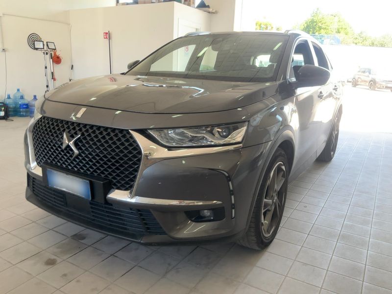 DS Automobiles DS7 Crossback 2.0 Blue-HDi GrandChic — zdjęcie 1