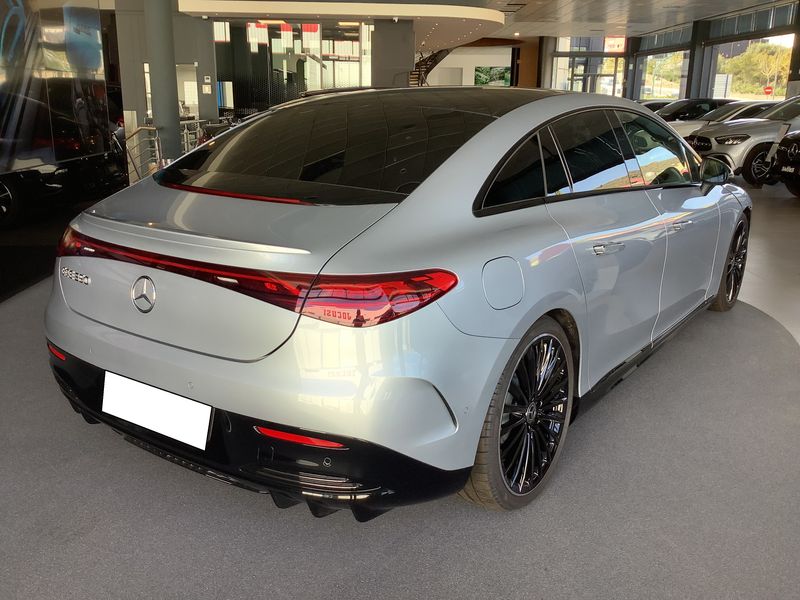 Mercedes-Benz EQE 350 AMG Line Exterieur & Interieur — zdjęcie 5