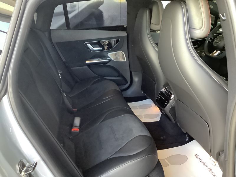 Mercedes-Benz EQE 350 AMG Line Exterieur & Interieur — zdjęcie 14