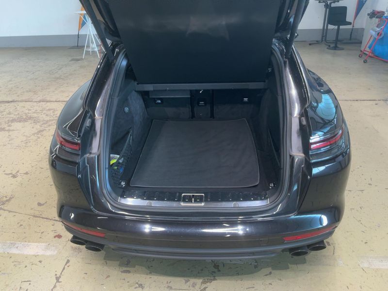 Porsche Panamera Sport Turismo Turbo — zdjęcie 10