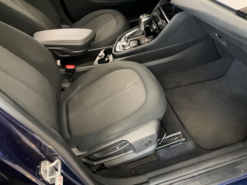 BMW 2er 218d Gran Tourer Advantage 2018 – снимка 27