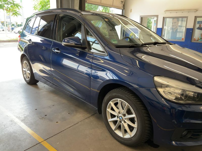 BMW 2er 218d Gran Tourer Advantage 2018 – снимка 12