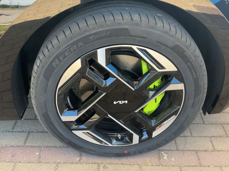 Kia EV9 electric drive 374 kW GT 4WD 2026 – снимка 11